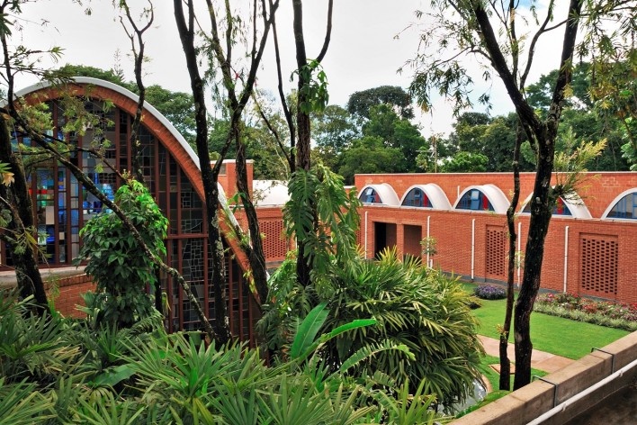 Residência dos Padres Claretianos, Batatais SP Brasil, 1984. Arquitetos Affonso Risi e José Mario Nogueira<br />Foto Wagner Abrahão Jr, 2011 