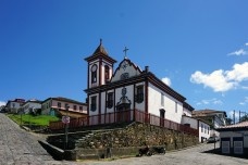 Por uma arquitetura contemporânea enraizada