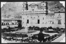 Creacion y significado de los parques publicos en Bogotá: