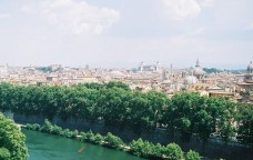 Viagem em torno de um palácio