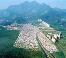 Favelas Upgrading: a cidade como integração dos bairros e espaço de habitação