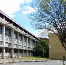 Análise do ciclo de vida energético de um edifício público existente