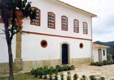 Artes e ofícios. A cantaria mineira