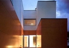 Caminho e identidade na arquitetura doméstica em Portugal: ensaio sobre a casa em Vila Marim (1)