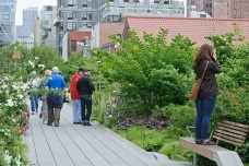 Reflexões sobre a plenitude e a insuficiência dos espaços urbanos