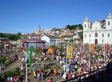 A espetacularização do patrimônio cultural de São Luiz do Paraitinga-SP