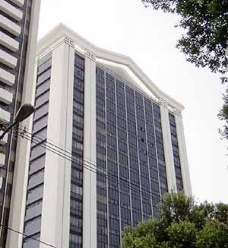 Fora do centro: a lógica das extensões