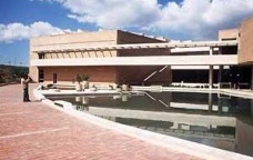 La Biblioteca Virgilio Barco de Rogelio Salmona (1)