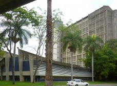 Villanueva e a cidade dos objetos