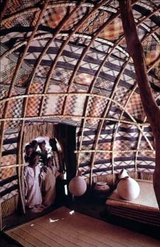 Barro, viento y sol. Raices de una arquitectura africana