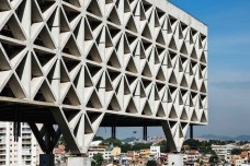 Techné e ofício, literatura para arquitetos