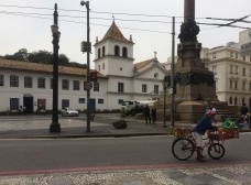 Cidade & alma, cidade & amor, alma & amor...