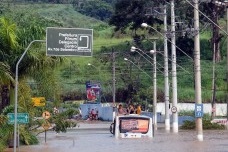 Cantareira e enchentes