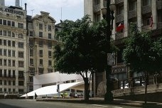 Nova cobertura da Praça Patriarca em São Paulo