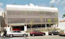 Uma peça lógica. Edifício do Grupo Itambé, projeto de Vainer e Paoliello