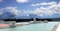 O Recife e o muro de Babel