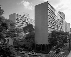 012b16382c31_louveira01.jpg