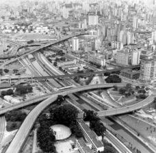 2318b37fcdf9_resenha106.jpg
