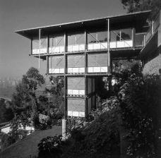377eea540469_resenha127.jpg