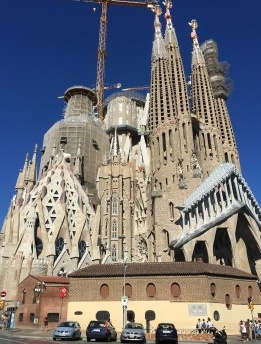 Gaudí, a Sagrada Familia e o turismo