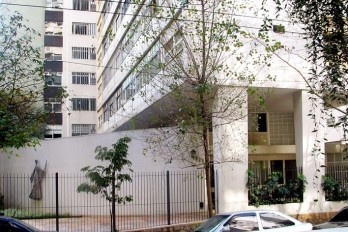 Quem sabe o nome do arquiteto e do artista?