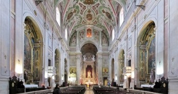 Basílica de Nossa Senhora dos Mártires no Chiado, Lisboa, Portugal