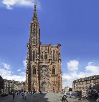 A Praça da Catedral e a Praça Gutenberg em Strassbourg