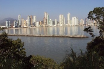 Balneário: cidade para pessoas