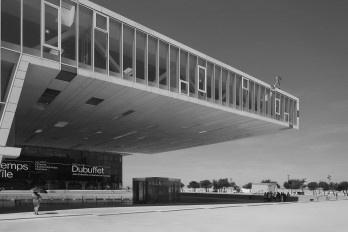 O velho, o novo e a passarela