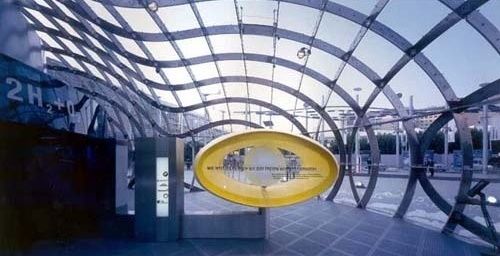 The Bubble. Vista exterior do pavilhão. Arquiteto Bernhard Franken