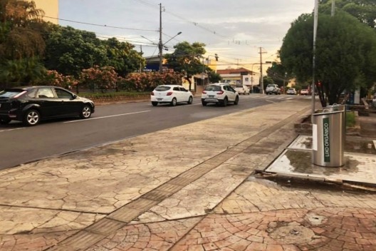 Arredores da Catedral de São Sebastião, Presidente Prudente SP, situação atual<br />Foto Angelica Benatti Alvim 