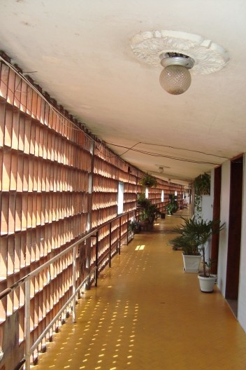 Conjunto Residencial Prefeito Mendes de Moraes ou Pedregulho – RJ. Projeto de Affonso Eduardo Reidy, 1947<br />Foto Cecilia Rodrigues dos Santos, janeiro 2010 