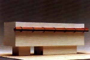Maquete do projeto para o Pavilhão do Brasil em Sevilha [Reprodução de imagens do livro "Lina Bo Bardi" autorizada pelo Instituto Lina Bo e P. M. B]