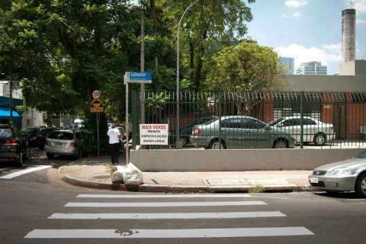 Esquina da Rua Salvador Cardoso com a Rua Cojuba<br />Foto Rodrigo Fernando Garcia 