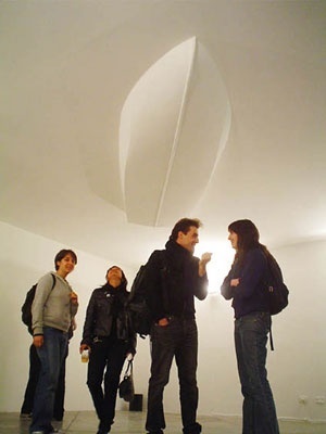 Salva-Vidas, Edilaine Cunha. Instalação [Galeria Vermelho]