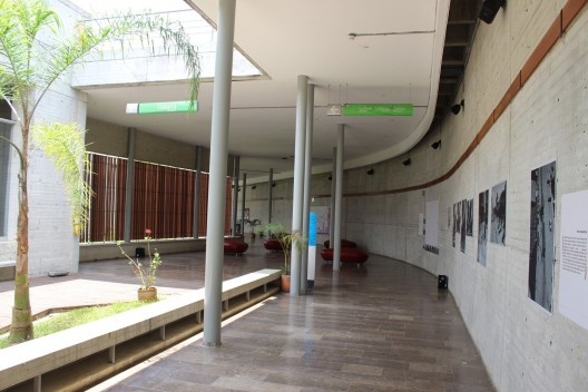 Biblioteca La Quintana, arquiteto Ricardo La Rotta Caballero<br />Foto Roberto Ghione 