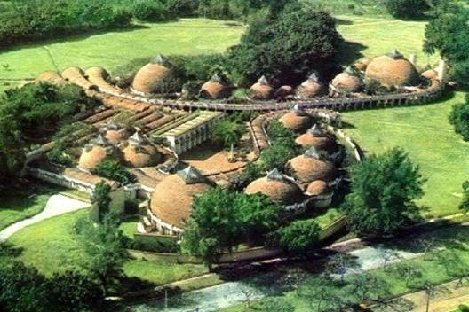 Escuela Nacional de Arte, edificada en La Habana en 1965