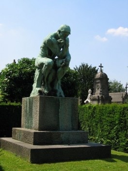 O Pensador, Cemitério Laeken, Auguste Rodin<br />Foto Alexis Rudier  [Wikimedia Commons]
