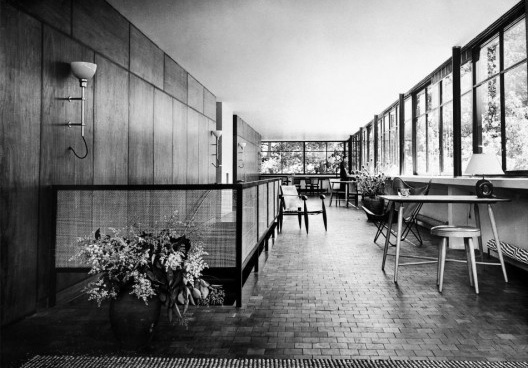 Casa ponte (Casa sobre o arroio), Mar del Plata, 1947. Arquiteto Amancio Williams<br />Foto divulgação  [Museo Casa sobre el Arroyo / Secretaría de Cultura]