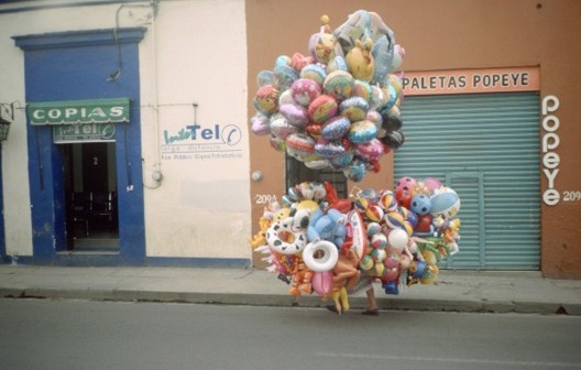 Francis Alÿs. Ambulantes, 1992<br />Francis Alÿs © Francis Alÿs 