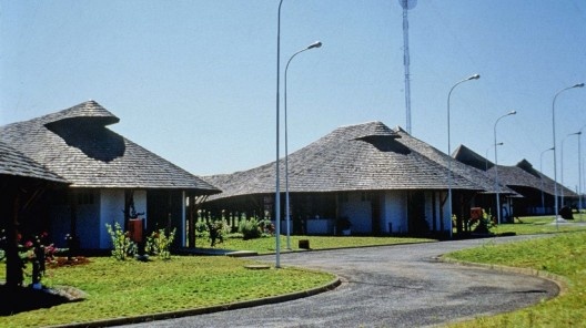 Centro de Proteção Ambiental em Balbina na época da inauguração<br />Foto divulgação  [Acervo Severiano Mario Porto]