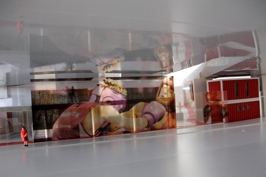 Figura 15 – Vista Rua Santo Antonio –praça cultural: Mezanino e Biblioteca e pré-escola abaixo, café e vidros adesivados