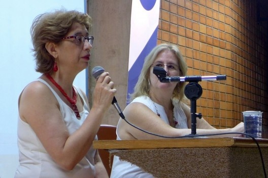 Ruth Verde Zein e Paula Belfort Mattos, abertura do evento, Encontro Núcleo Docomomo-SP 2015<br />Foto André Marques 