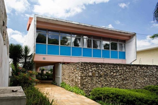 Casa Mario Taques Bitencourt II, 1959. Arquiteto Vilanova Artigas<br />Foto Nelson Kon 