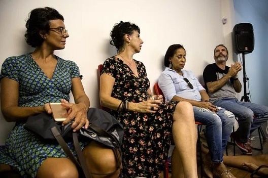 Carla Caffé, Eliane Caffé, Carmen Silva e João Sette Whitaker Ferreira, encontro e debate público “Ocupações e moradia social”, projeto Marieta, São Paulo, 04 mar. 2017<br />Foto Abilio Guerra  [Projeto Marieta]