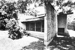 Residência J. B. Vilanova Artigas, 1942.  [ACAYABA, Marlene Milan]