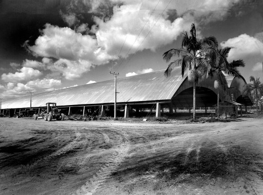 Galpão da Tecelagem Paraíba, São José dos Campos, 1953. Arquitetos Rino Levi, Roberto Cerqueira César e Luiz Roberto Carvalho Franco<br />Foto divulgação  [Acervo digital Rino Levi]