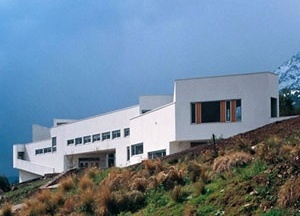 3. Edifício de Usos Múltiplos [www.bienalarquitectura.cl]