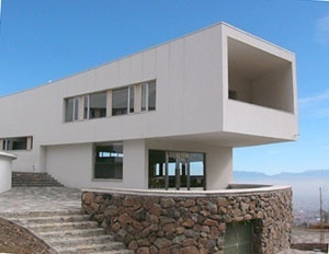 9. Balanço do edifício de Pós-graduação  [R. Muñoz R]
