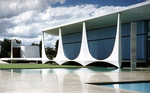 Palácio do Alvorada, Brasília. Arquiteto Oscar Niemeyer<br />Foto Abilio Guerra 